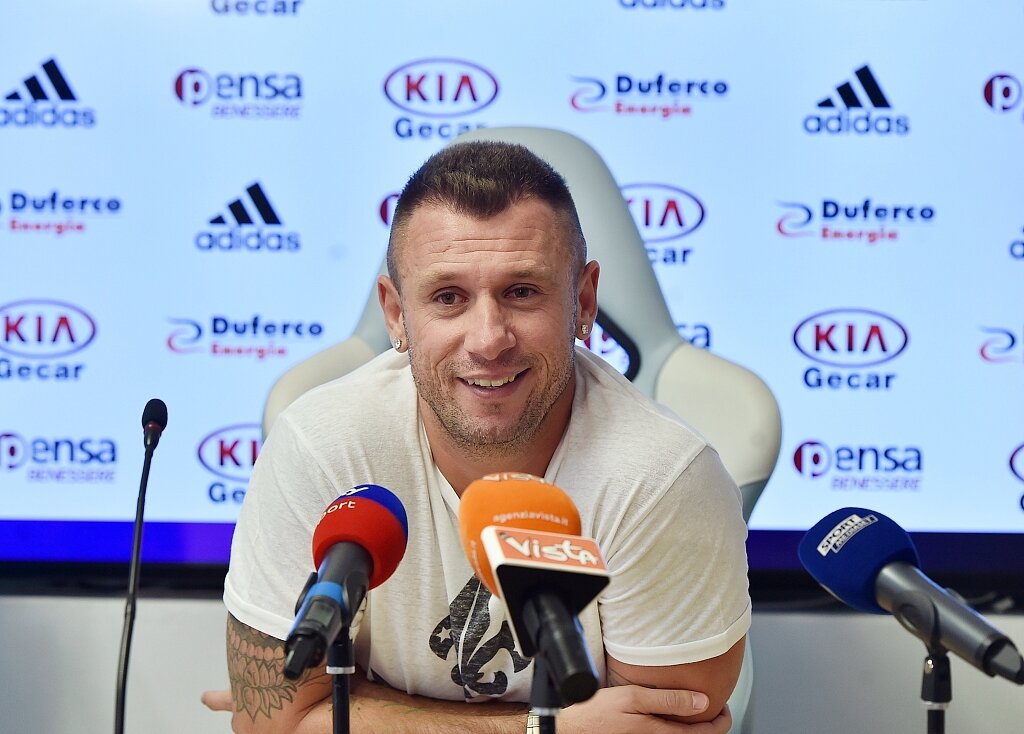 u8网页版-卡萨诺：劳塔罗是世界最强的两三名中锋之一，齐沃的工作值得称赞